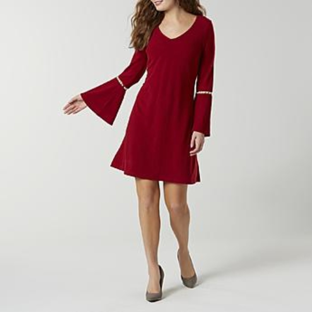 Robbie Bee Women's Embellished V-Neck Dress
